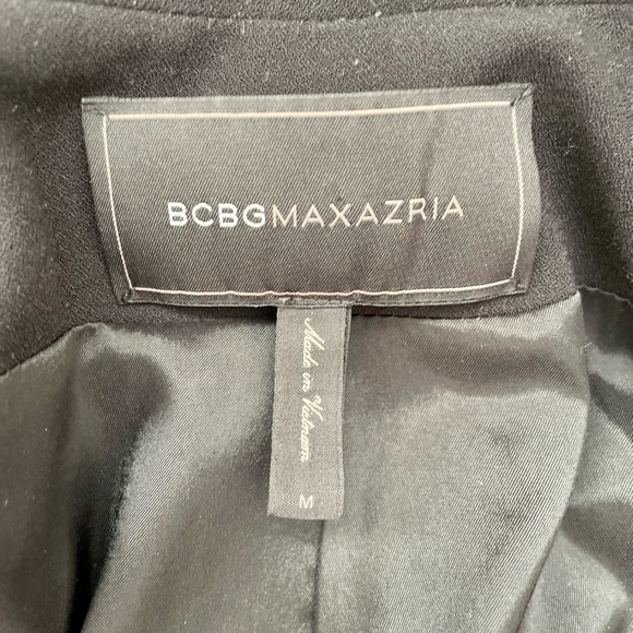 Work wardrobe staple, black BCBGMaxAzria open front draped blazer, w/pockets! - Picture 8 of 9